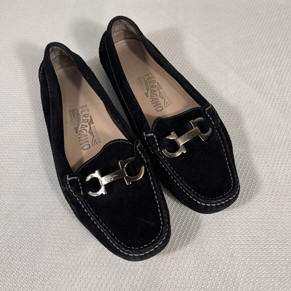 Salvatore Ferragamo Shoes - Salvatore Ferragamo Woman’s Black Velvet Sarno Flat Loafer Black‎ Size 5.5